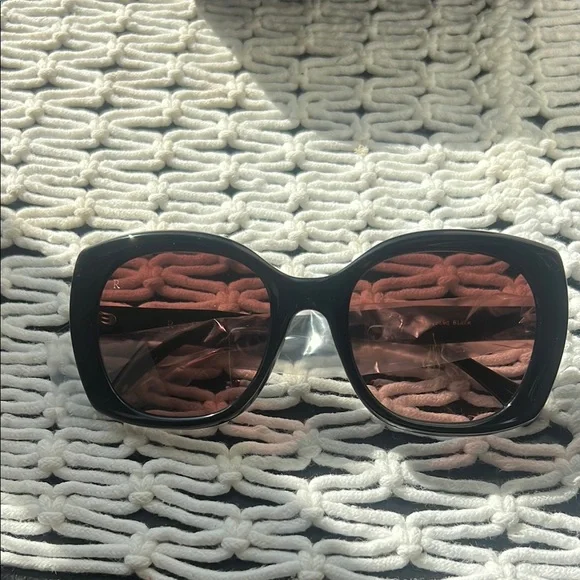 RAEN ronzy Black Sunglasses - Picture 2 of 5